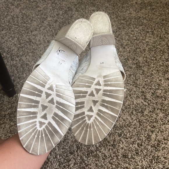 Unity in Diversity | Beige Fado Leather Sandal 41 - Picture 5 of 11